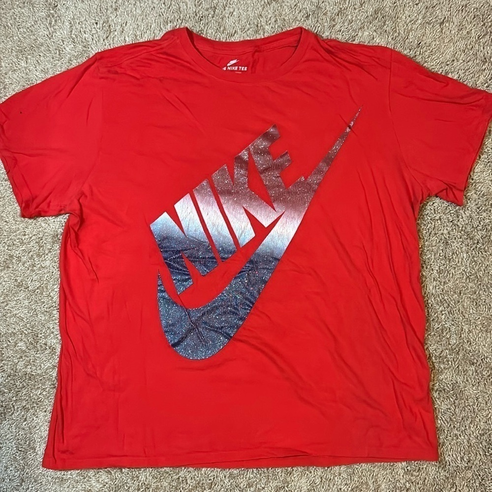 Men’s Nike Logo Tee - Size XLarge - Red, White, and Blue​